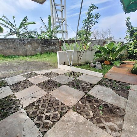 Villa Estetik Di Malang Eksteriør bilde