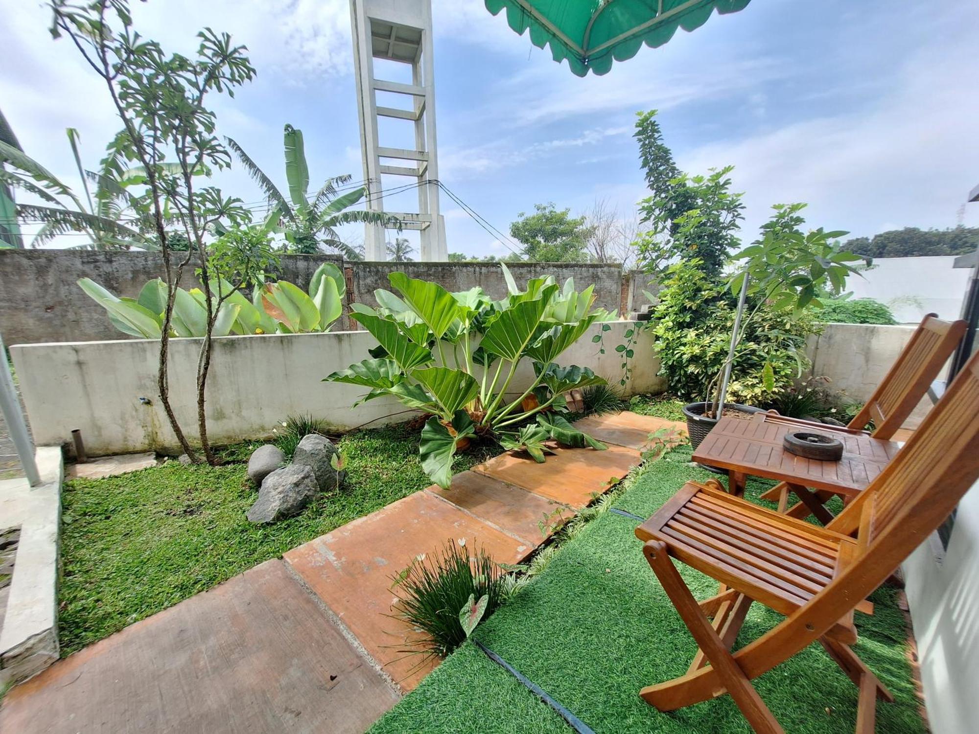 Villa Estetik Di Malang Eksteriør bilde